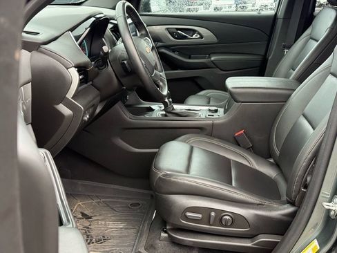 Used 2023 Chevrolet Traverse LT w/ LPO, Floor Liner Package image 11