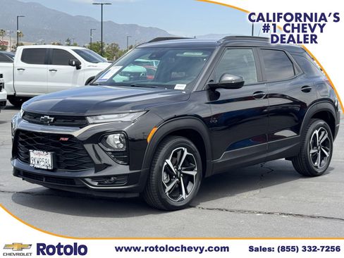 Used 2023 Chevrolet TrailBlazer RS FWD image 3