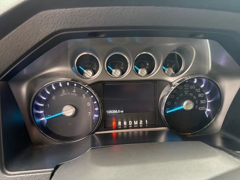 Used 2014 Ford F250 Lariat w/ Lariat Ultimate Package AWD/4WD image 16