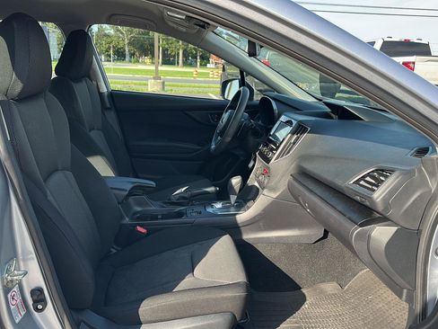 Used 2019 Subaru Impreza 2.0i Premium AWD/4WD image 12