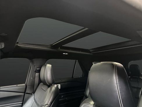 Used 2020 Ford Explorer ST w/ ST Street Pack image 7