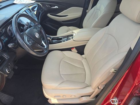 Used 2017 Buick Envision Essence image 5