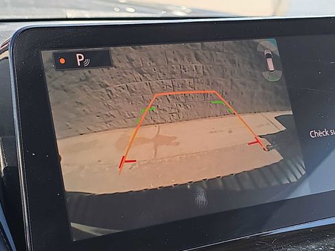 Used 2024 Nissan Armada SV image 25