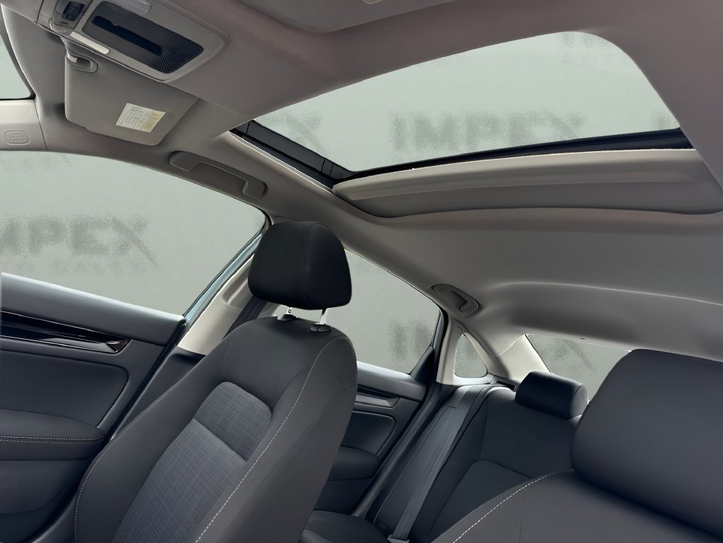 Used 2023 Honda Civic EX image 10