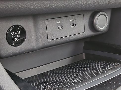 New 2026 Nissan Rogue SV image 17