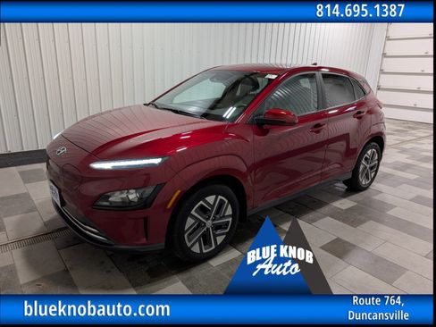 Used 2023 Hyundai Kona SE image 1