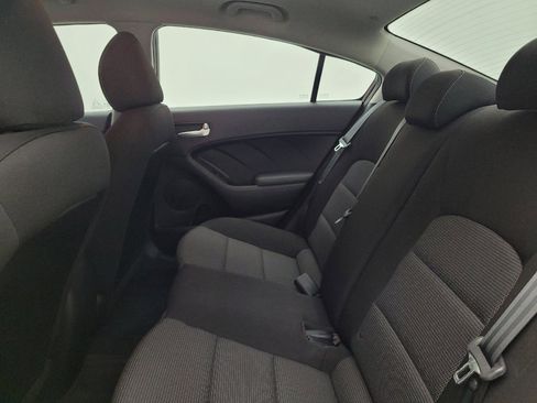 Used 2017 Kia Forte LX FWD image 18