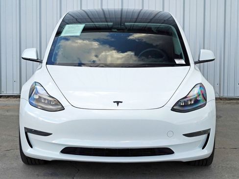 Used 2023 Tesla Model 3 Standard Range image 46