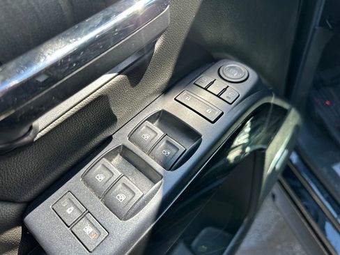 Used 2018 Chevrolet Silverado 1500 LTZ Z71 w/ LTZ Plus Package image 13