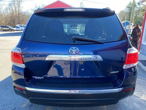 Used 2013 Toyota Highlander Plus image 9