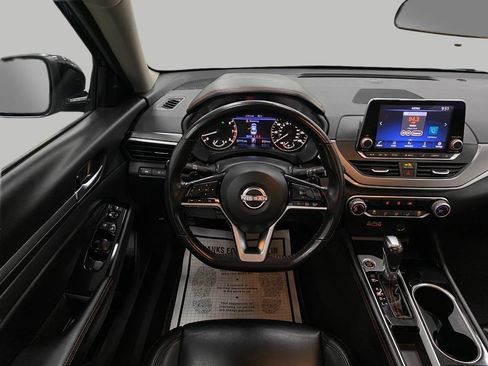 Used 2024 Nissan Altima 2.5 SR image 13