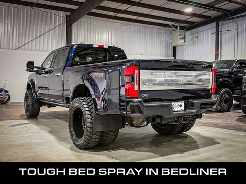 Used 2025 Ford F450 Platinum w/ Platinum Plus Package AWD/4WD image 8