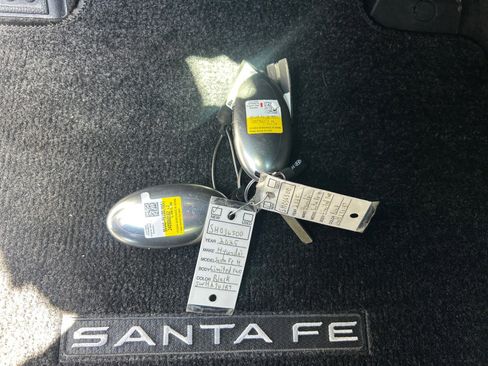 Certified 2025 Hyundai Santa Fe Limited FWD image 37