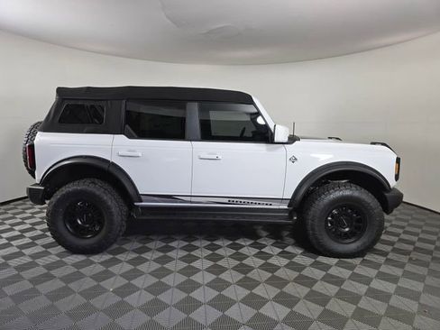 New 2025 Ford Bronco Outer Banks AWD/4WD image 8