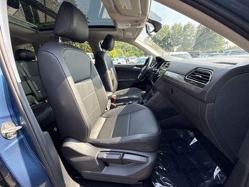 Used 2019 Volkswagen Tiguan SE w/ Panoramic Sunroof Package AWD/4WD image 27