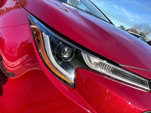 Certified 2025 Toyota Corolla LE image 25