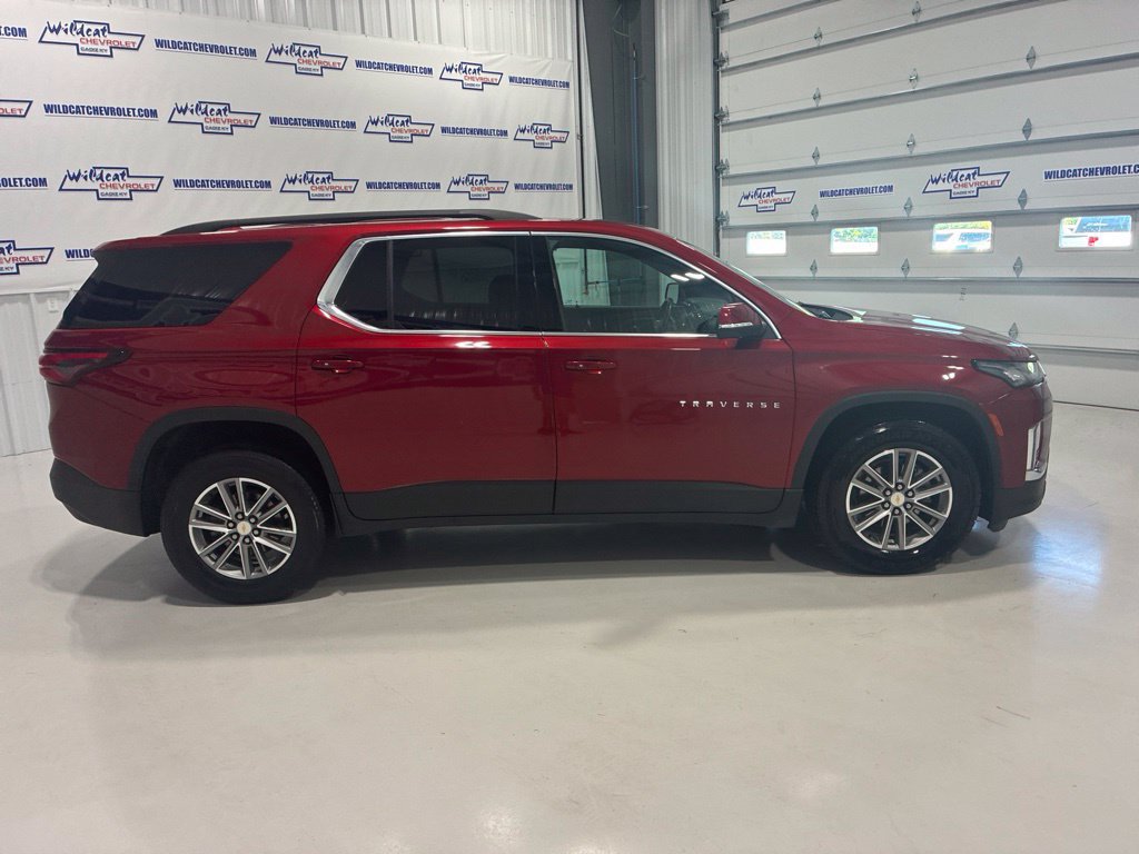 Used 2023 Chevrolet Traverse LT AWD/4WD image 7
