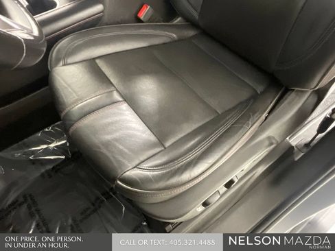 Used 2021 Chevrolet Tahoe RST w/ Luxury Package AWD/4WD image 24