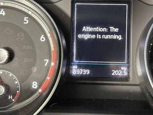 Used 2018 Volkswagen Atlas SE w/ R-Line Package image 19