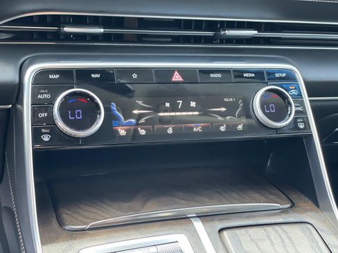 Used 2024 Genesis GV80 3.5T w/ Advanced Package image 15