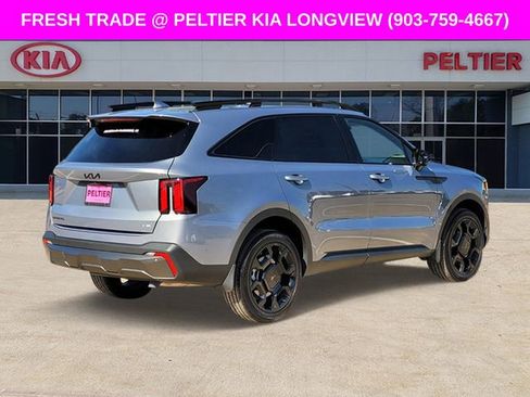 Certified 2025 Kia Sorento SX Prestige image 4