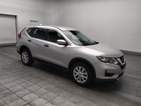Used 2020 Nissan Rogue S AWD/4WD image 11