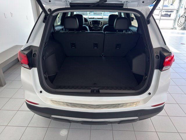 Used 2024 Chevrolet Equinox Premier AWD/4WD image 43