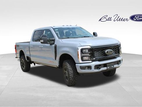 New 2026 Ford F250 Lariat w/ Tremor Off-Road Package AWD/4WD image 2