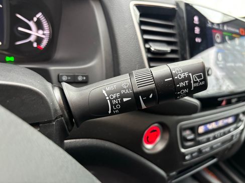 Used 2024 Honda Passport TrailSport image 21