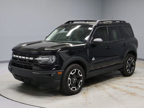 Certified 2023 Ford Bronco Sport Outer Banks AWD/4WD image 11