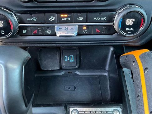 Used 2023 Ford Bronco Badlands AWD/4WD image 18