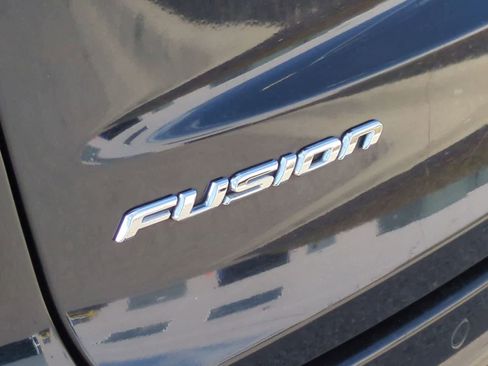Used 2020 Ford Fusion SEL FWD image 13