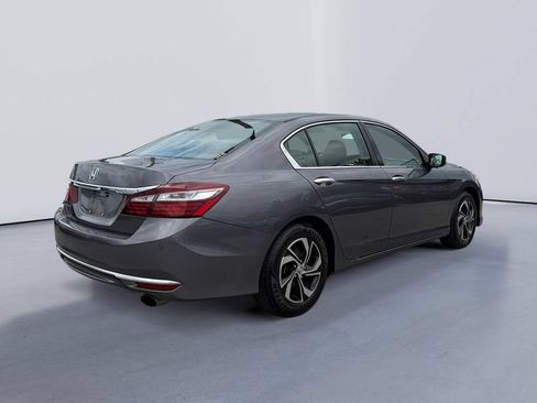 Used 2017 Honda Accord LX image 3