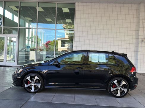 Used 2016 Volkswagen GTI SE FWD image 2
