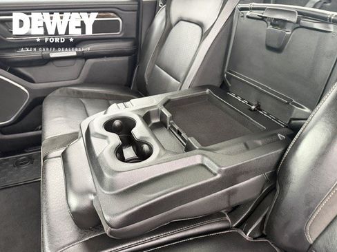 Used 2019 RAM 1500 Laramie AWD/4WD image 37