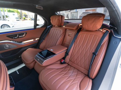 Used 2024 Mercedes-Benz S 63 AMG S image 26