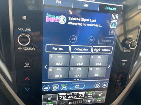 Used 2025 Subaru Forester Limited image 12