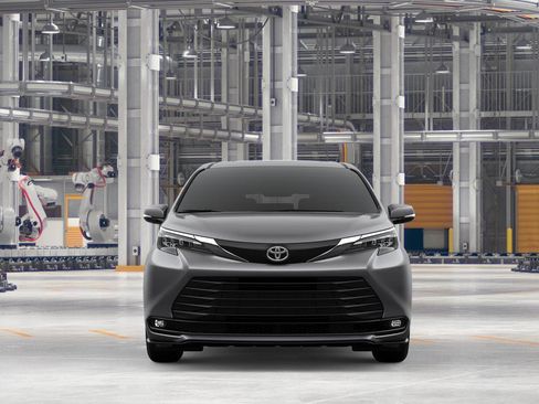 New 2026 Toyota Sienna XLE FWD image 17