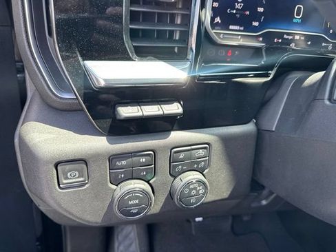 Used 2024 Chevrolet Silverado 3500 High Country w/ High Country Premium Package AWD/4WD image 24