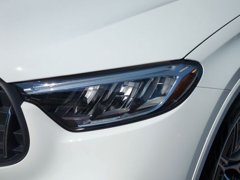 Certified 2024 Mercedes-Benz GLC 43 AMG 4MATIC image 9