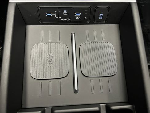 Used 2024 Hyundai Santa Fe Limited AWD/4WD image 26