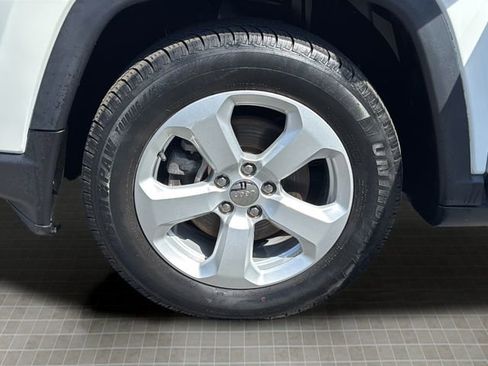 Certified 2019 Jeep Compass Latitude w/ Popular Equipment Group image 45