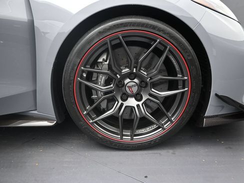 Used 2024 Chevrolet Corvette Z06 w/ Z07 Performance Package RWD image 14