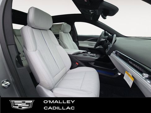 New 2026 Cadillac Lyriq Luxury w/ LPO, Floor Liner Package image 13