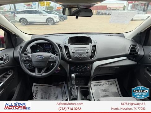 Used 2017 Ford Escape SE FWD image 20