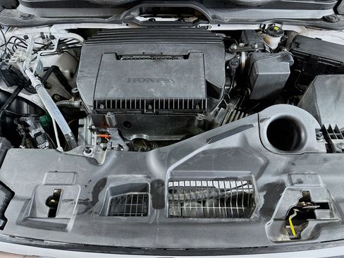 Used 2025 Honda Pilot Elite image 32