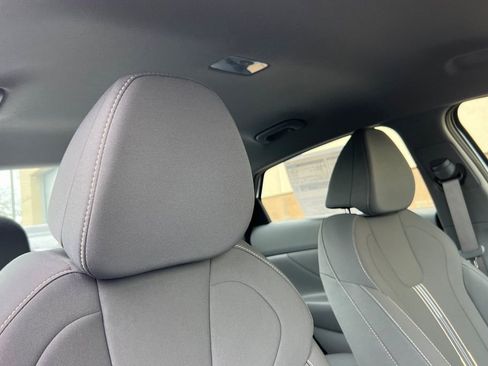 New 2025 Hyundai Elantra SEL image 14