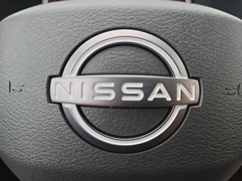 New 2026 Nissan Pathfinder Platinum image 5