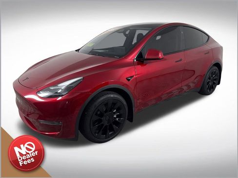 Used 2024 Tesla Model Y Long Range AWD/4WD image 7