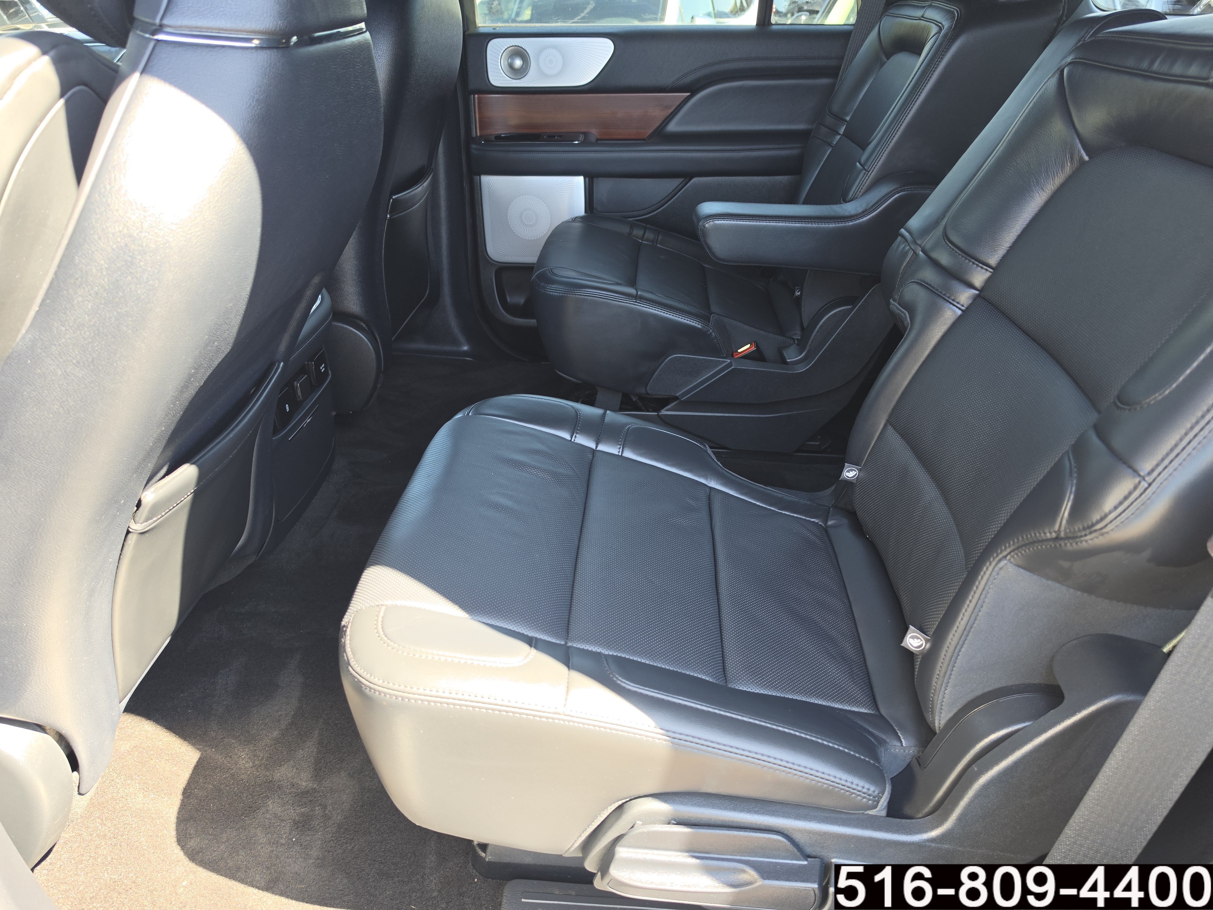 Used 2023 Lincoln Navigator Reserve AWD/4WD image 18